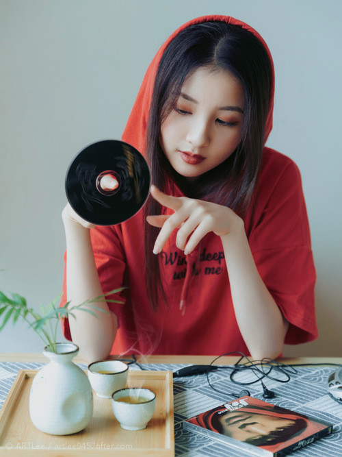 _社区激战：居民参与的邻里网球比赛_，社区网格邻里活动